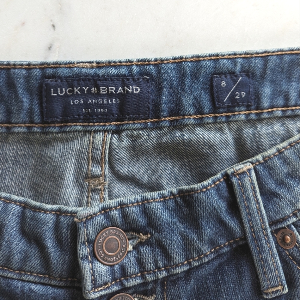 Lucky Brand Women's 8/29 The Cut Off Button Fly Denim Shorts - Picture 4 of 10